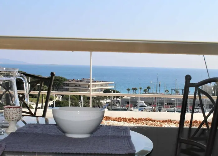 Apartment Calme, Climatise Et Equipe Avec Terrasse Vue - 2 Couchages - Fr-1-252a-67 *